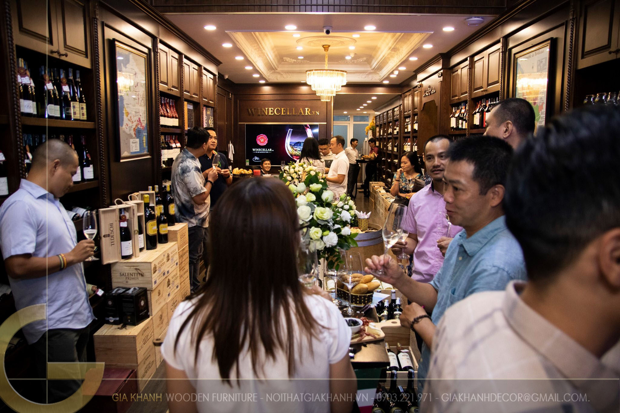 Dự án Shop rượu Winecella Hoàn Kiếm - nội thất Gia Khánh